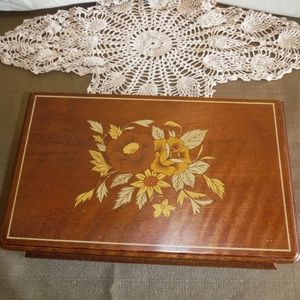 Vintage Jewelry Box